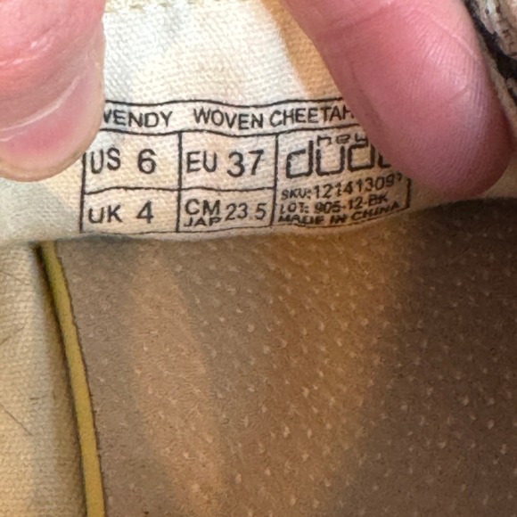 Hey Dude Wendy Cheetah Woven Slip On Loafers Womens 6 Grey Cream Lightweight - Picture 7 of 8